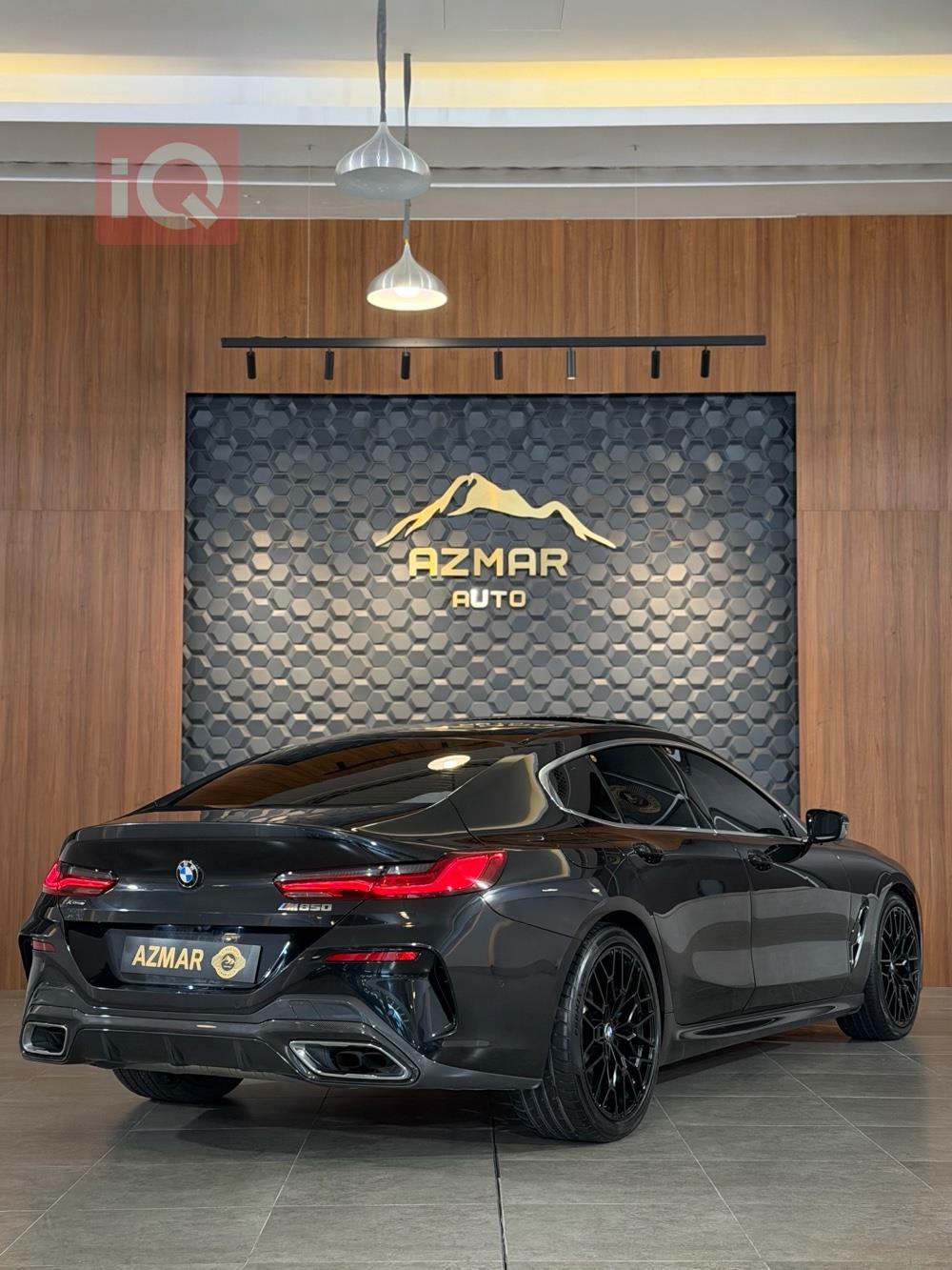 بي ام دبليو 8 الفئة